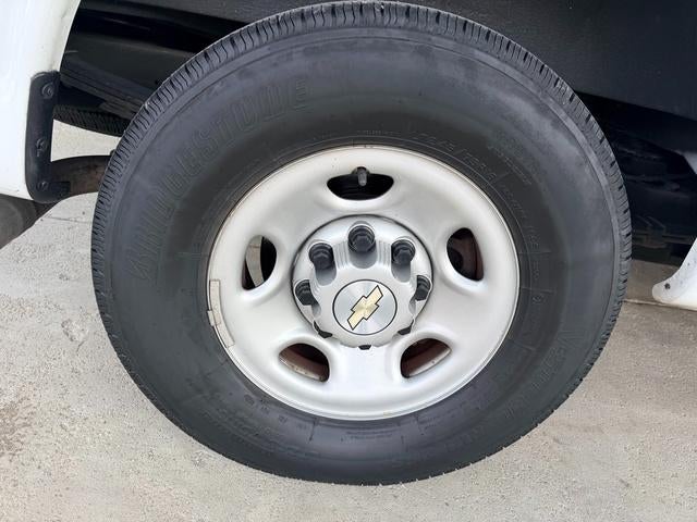 2021 Chevrolet Express Passenger 2500 LS