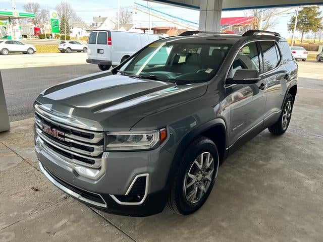 2022 GMC Acadia SLT