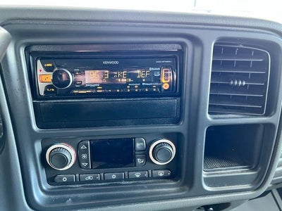 2004 Chevrolet Silverado 1500 LS