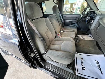 2004 Chevrolet Silverado 1500 LS