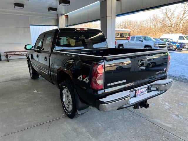 2004 Chevrolet Silverado 1500 LS