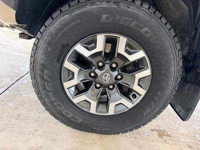 2018 Toyota Tacoma SR