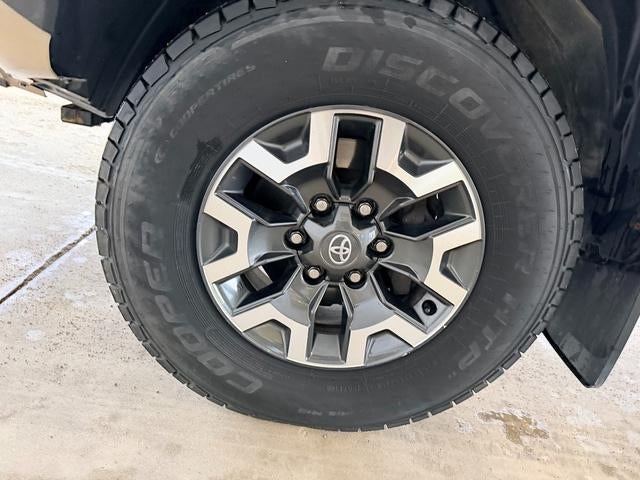 2018 Toyota Tacoma SR